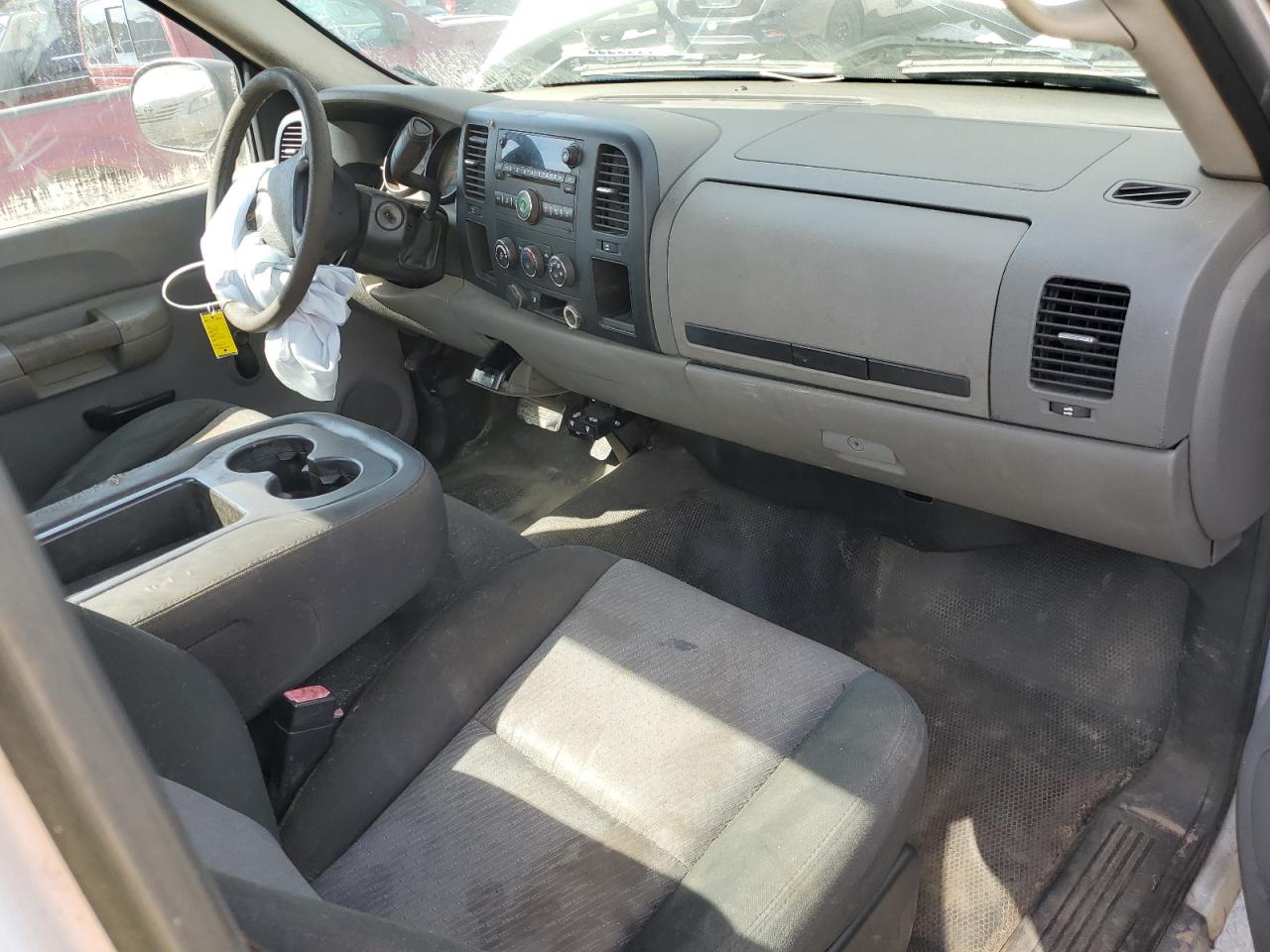 2009 GMC Sierra - Image 8