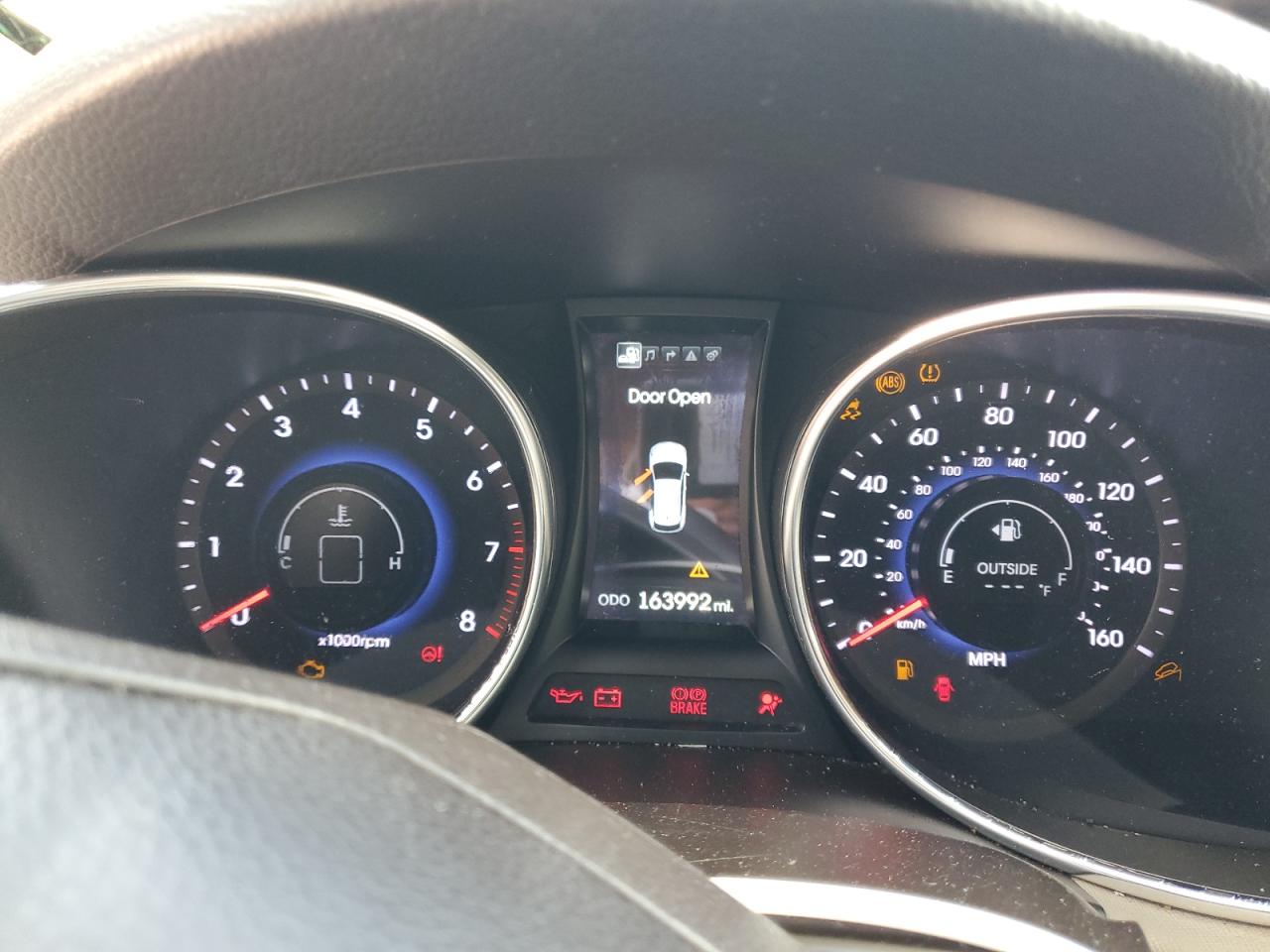 2014 Hyundai Santa Fe - Image 9