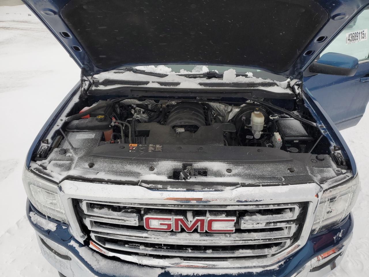 2016 GMC Sierra - Image 12
