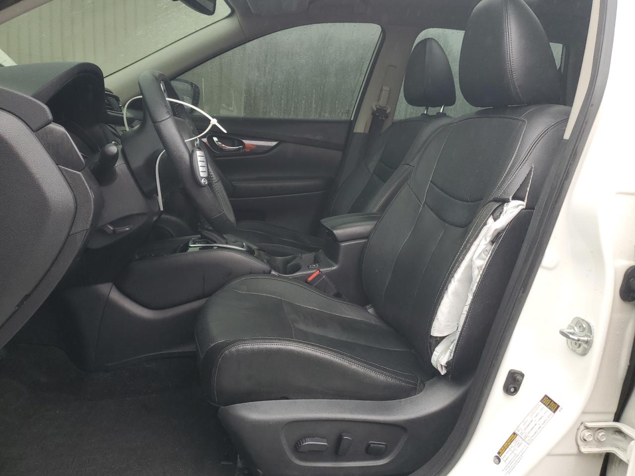 2020 Nissan Rogue - Image 7