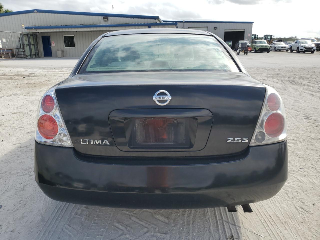 2005 Nissan Altima - Image 6
