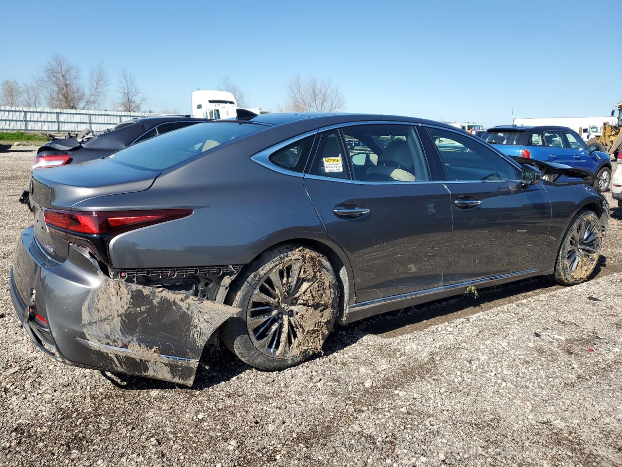 2023 Lexus LS - Image 3