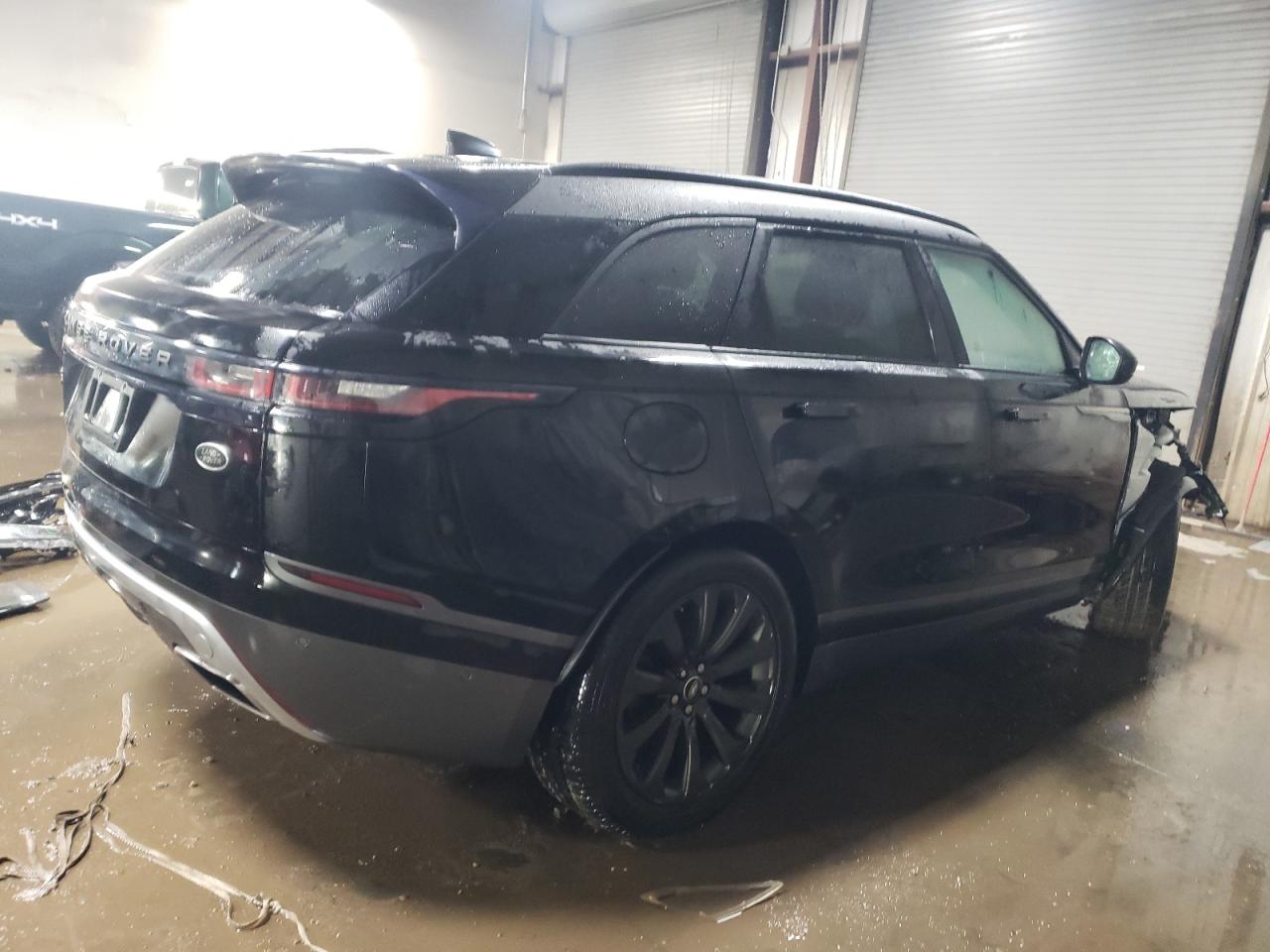 2018 Land Rover Range Rover - Image 3