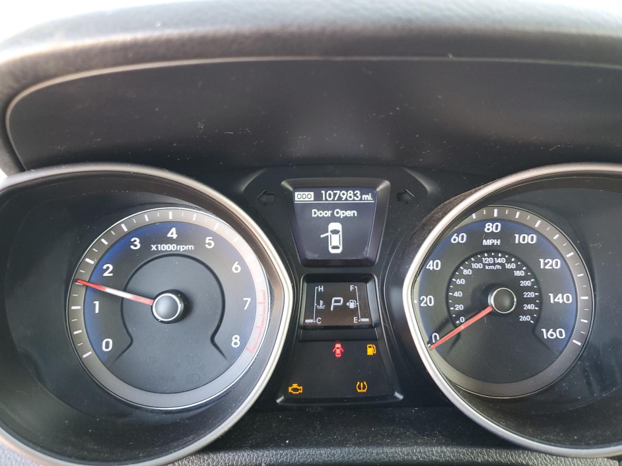 2014 Hyundai Elantra - Image 9