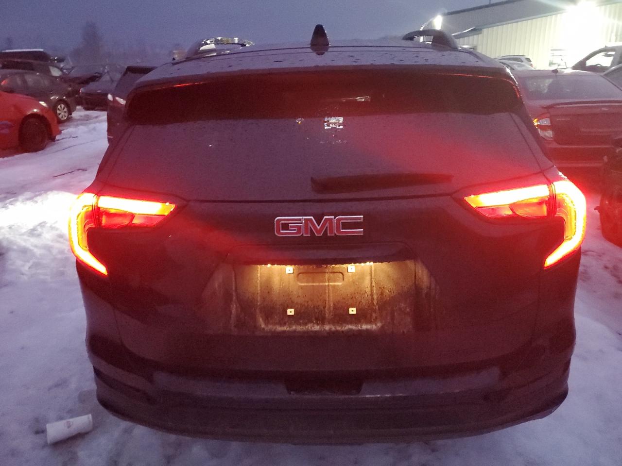 2021 GMC Terrain - Image 6