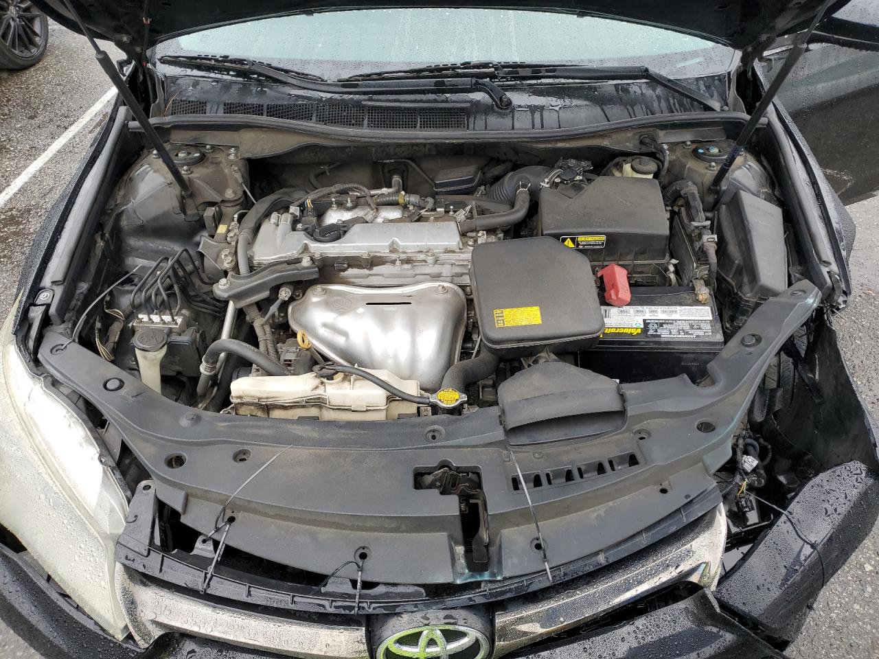 2015 Toyota Camry - Image 11