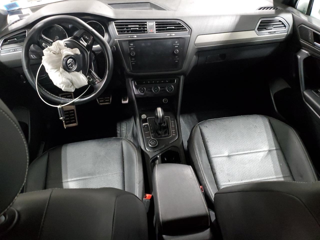 2021 Volkswagen Tiguan - Image 8
