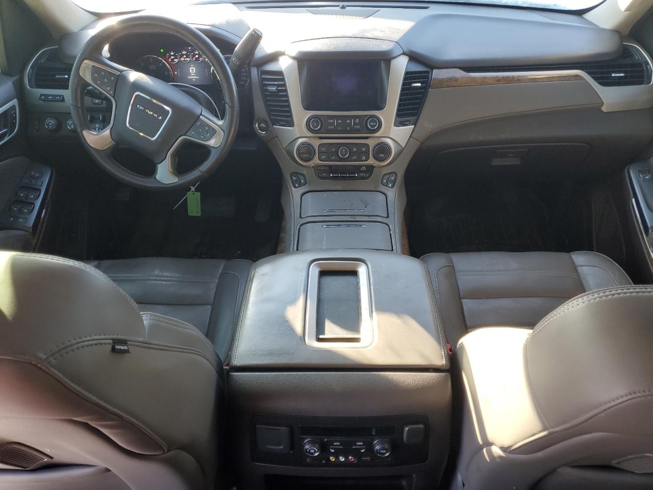 2015 GMC Yukon - Image 8