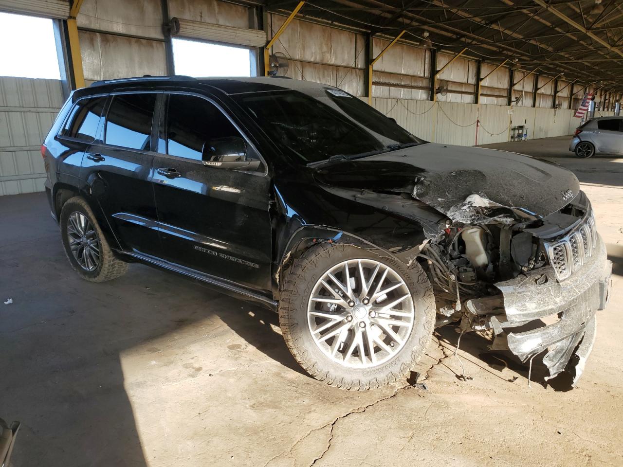 2018 Jeep Grand Cherokee - Image 4