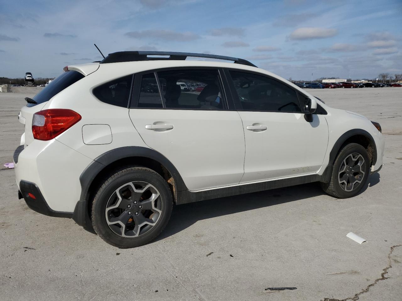 2014 Subaru XV - Image 3