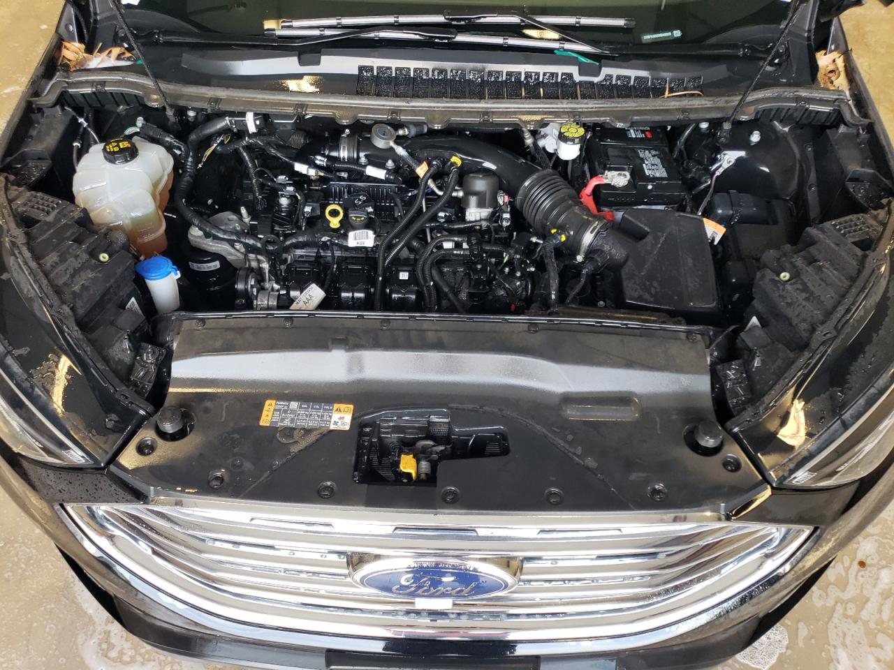 2022 Ford Edge - Image 12