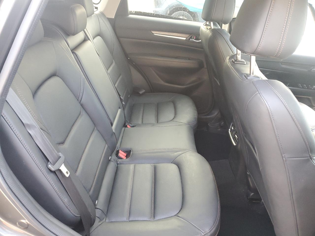 2017 Mazda CX-5 - Image 11