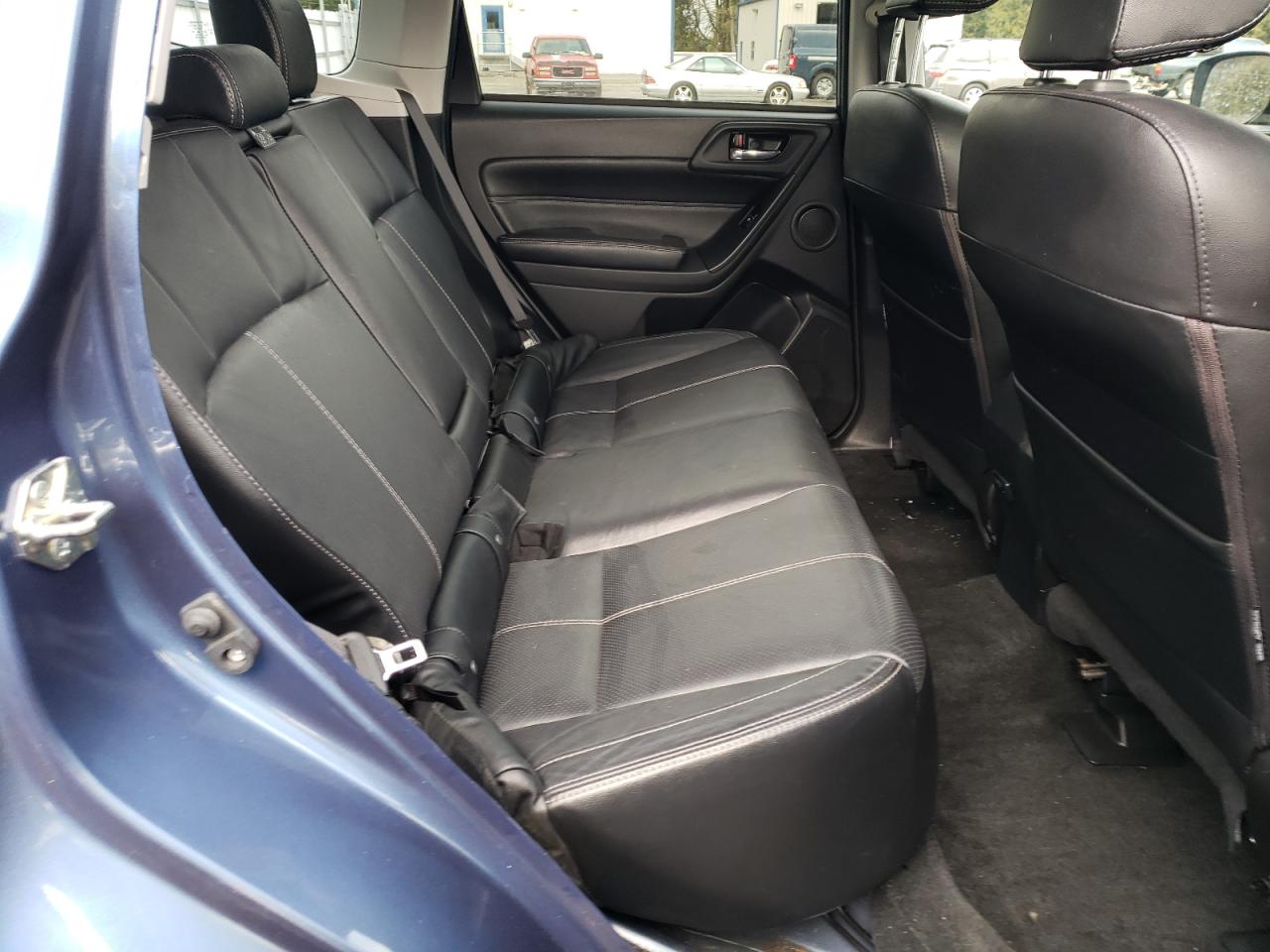 2017 Subaru Forester - Image 11