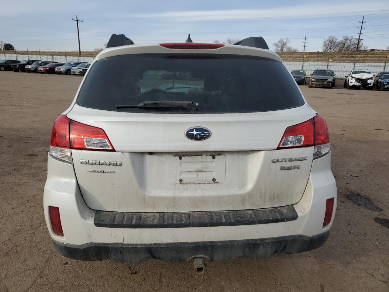 2012 Subaru Outback - Image 6