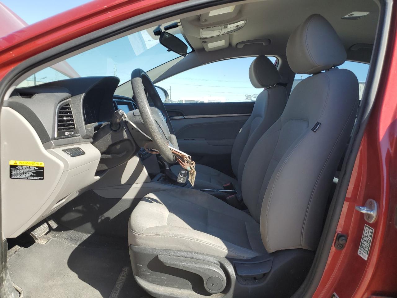 2017 Hyundai Elantra - Image 7