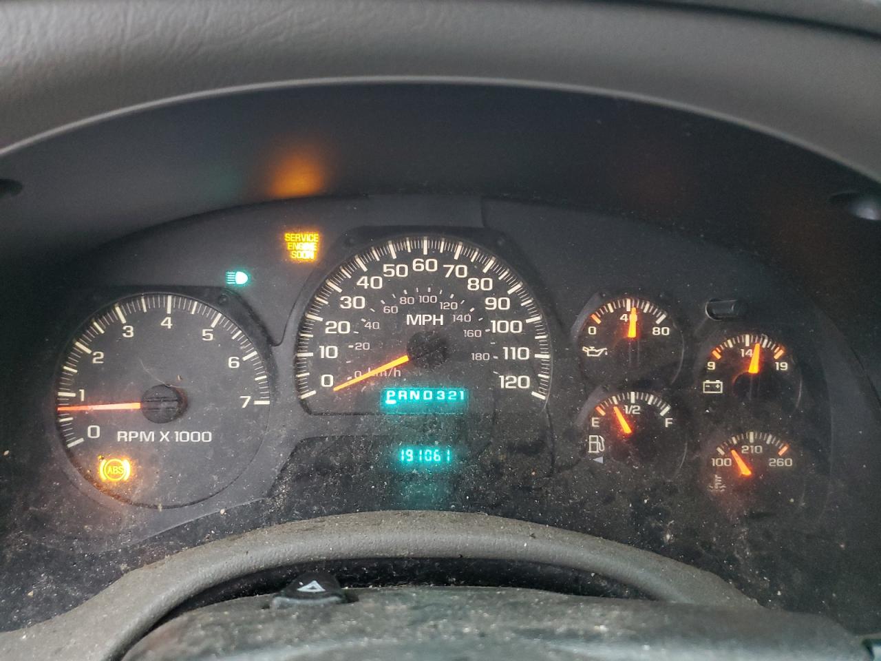 2003 Chevrolet TrailBlazer - Image 9