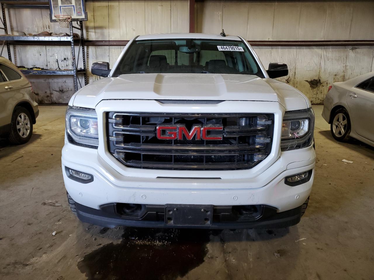 2016 GMC Sierra - Image 5