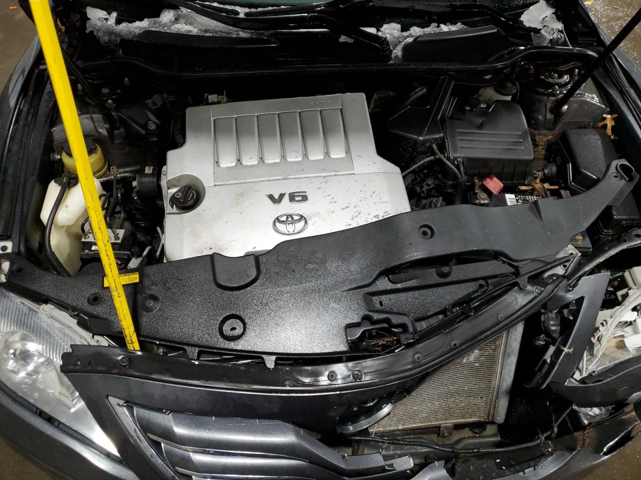 2011 Toyota Camry - Image 11