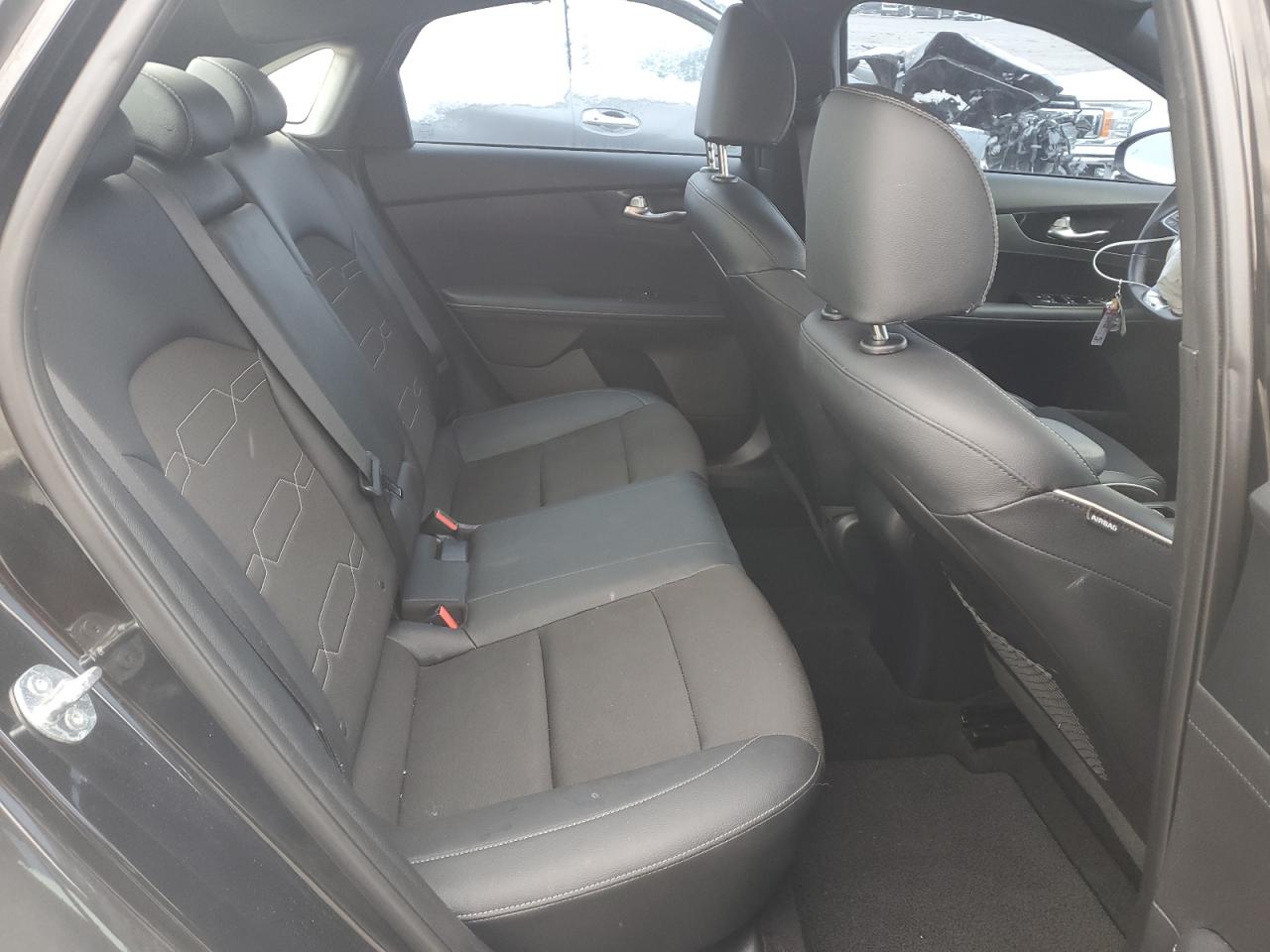 2024 Kia Forte - Image 10