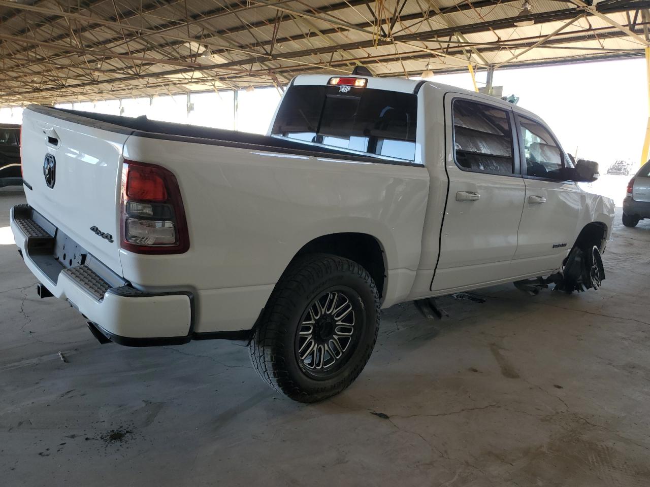 2021 RAM 1500 - Image 3