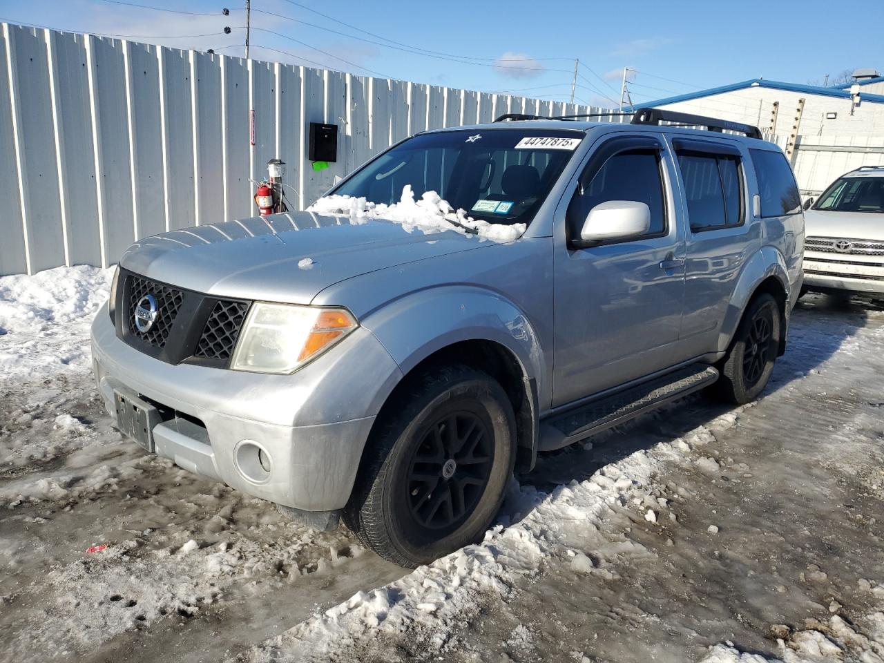 2007 Nissan Pathfinder - Image 1