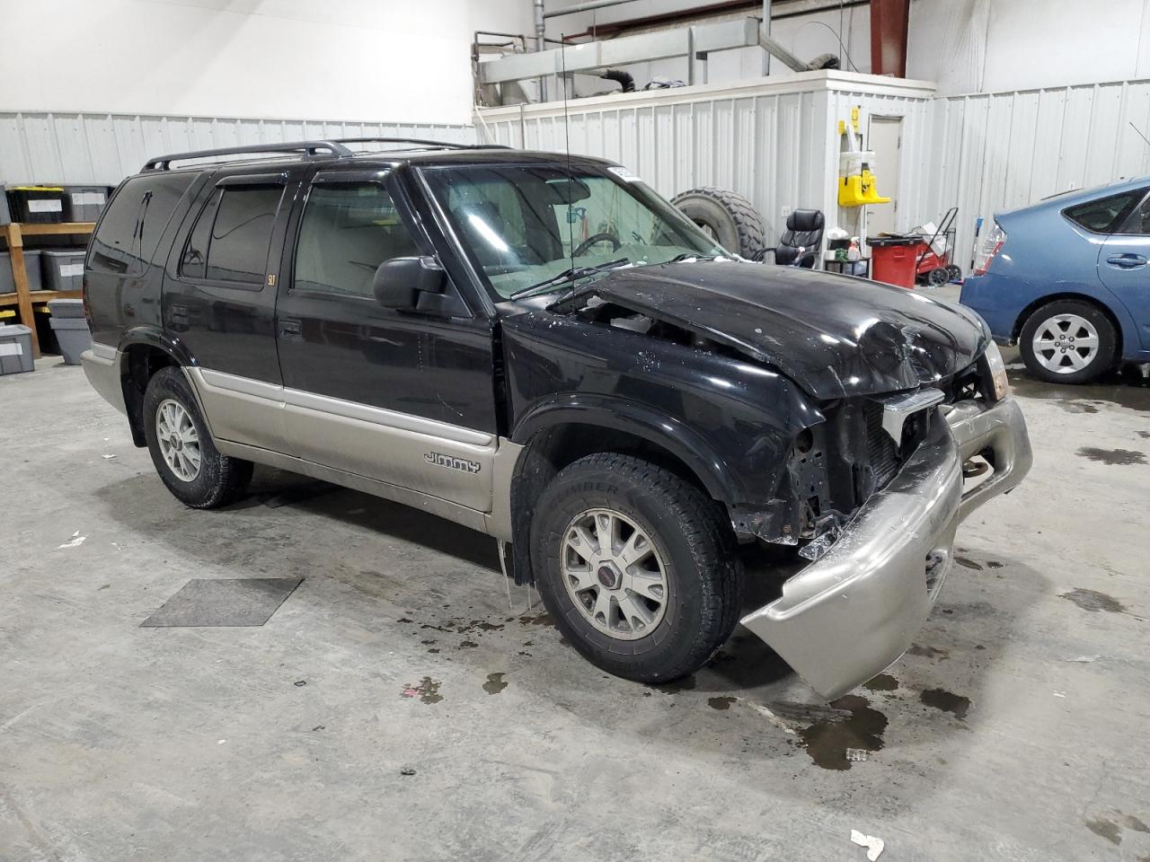 2001 GMC Jimmy - Image 4