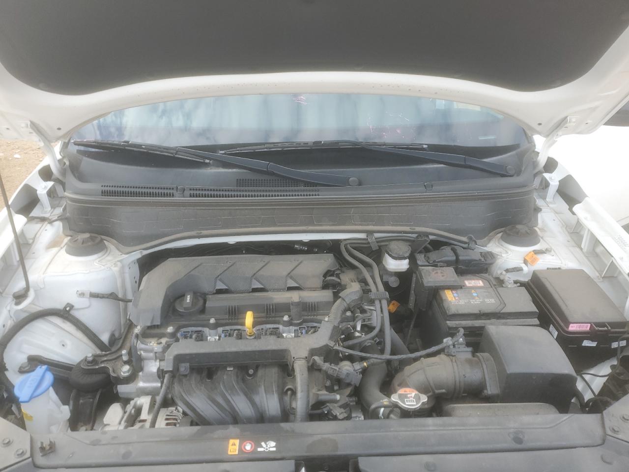 2022 Hyundai Venue - Image 13