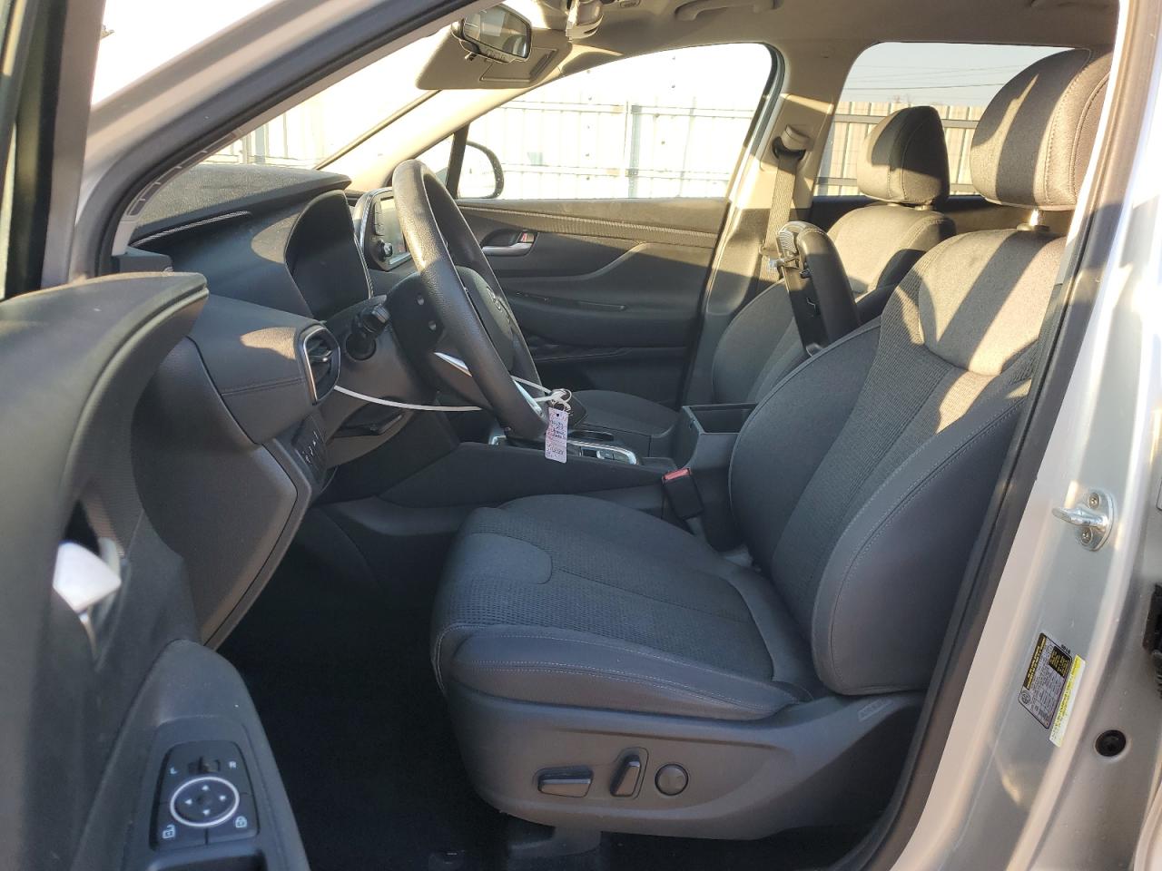 2019 Hyundai Santa Fe - Image 7