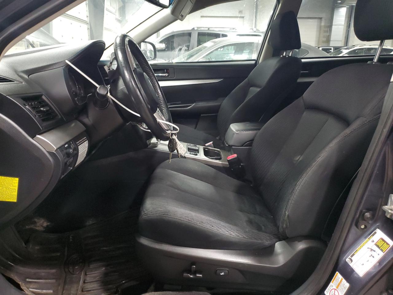2010 Subaru Outback - Image 7