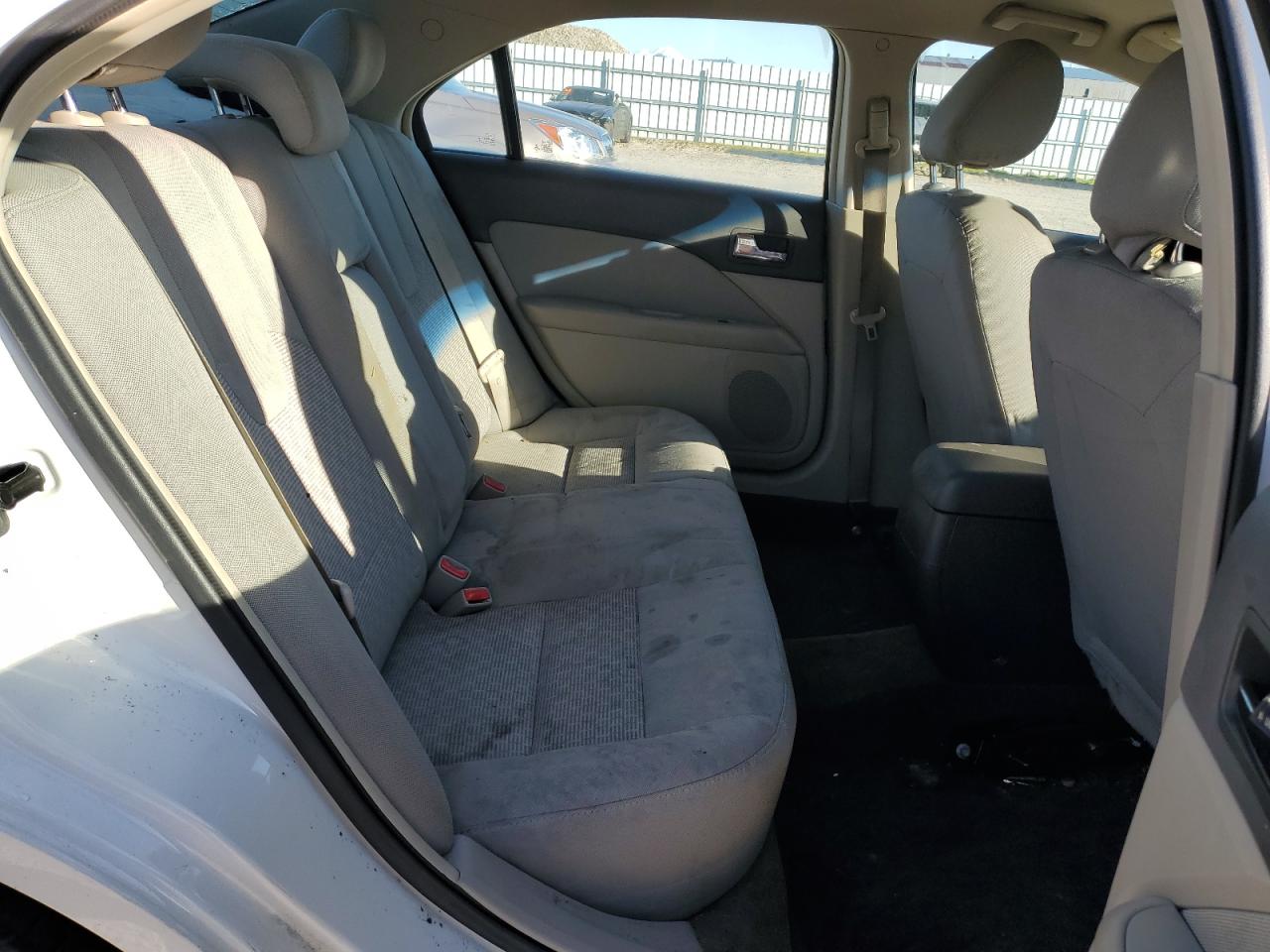 2012 Ford Fusion - Image 10