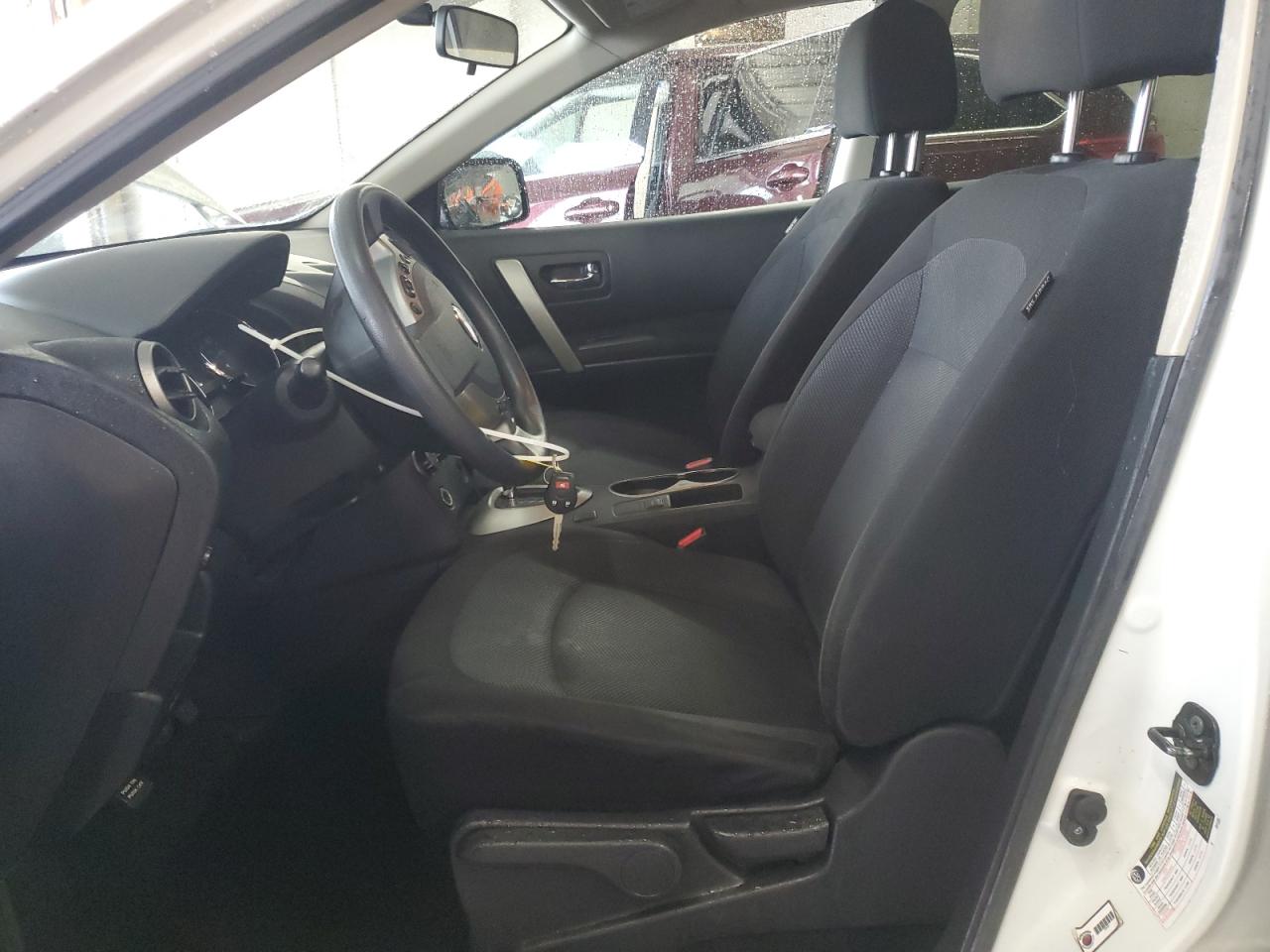 2015 Nissan Rogue - Image 7
