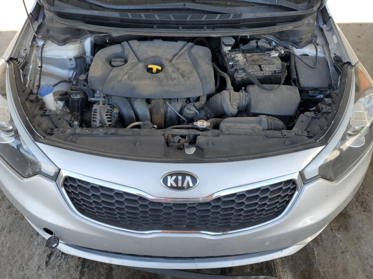 2016 Kia Forte - Image 11