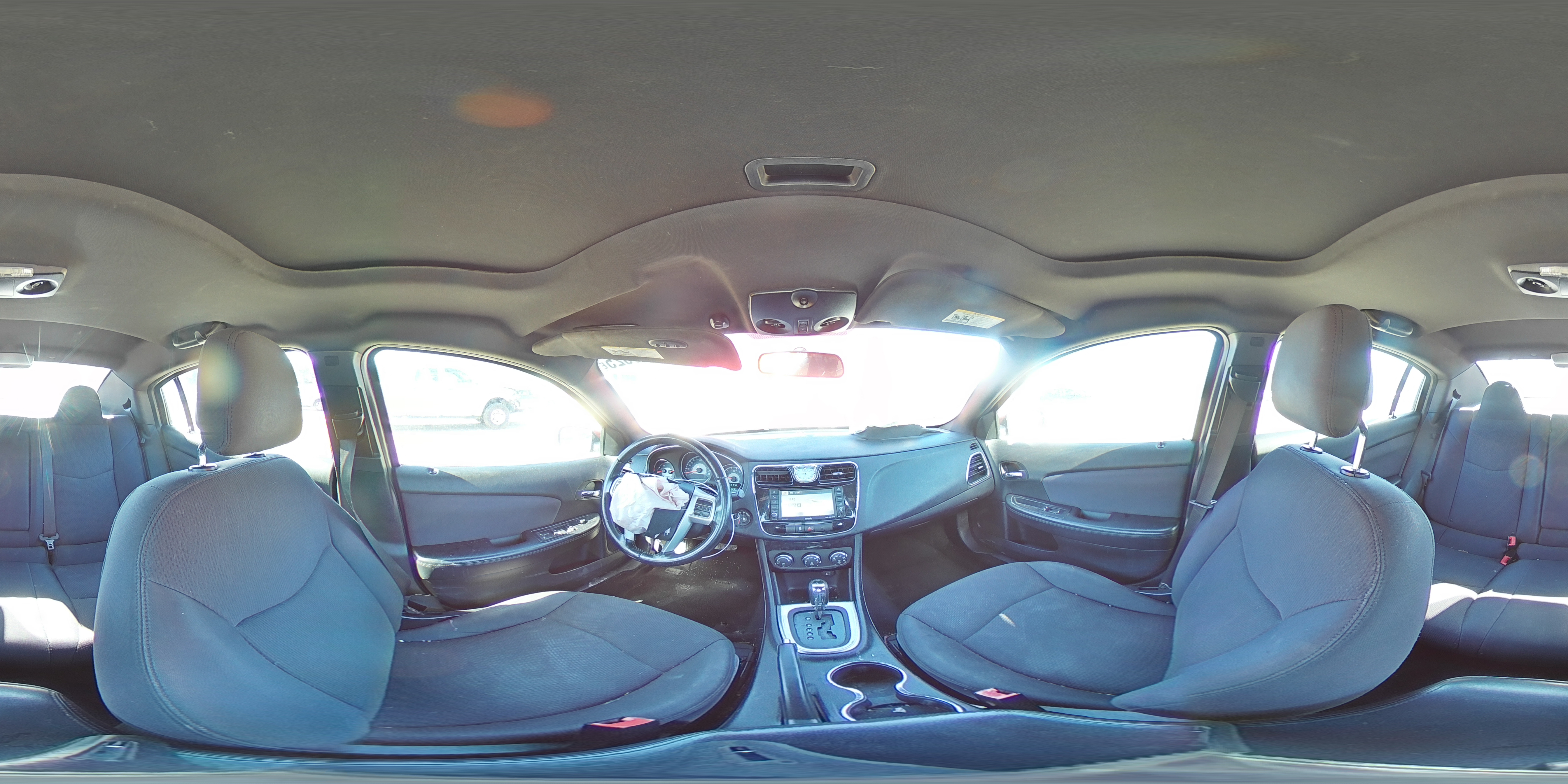 2012 Chrysler 200 - Image 13