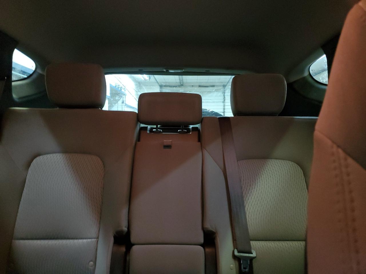 2017 Hyundai Santa Fe - Image 10