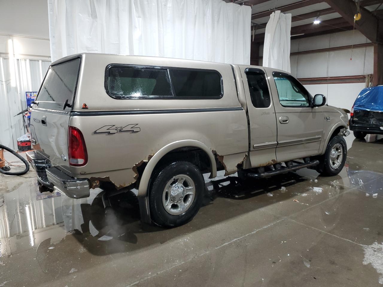 2001 Ford F-150 - Image 3