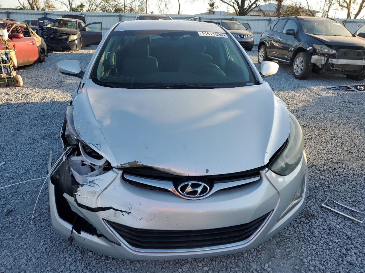 2015 Hyundai Elantra - Image 5