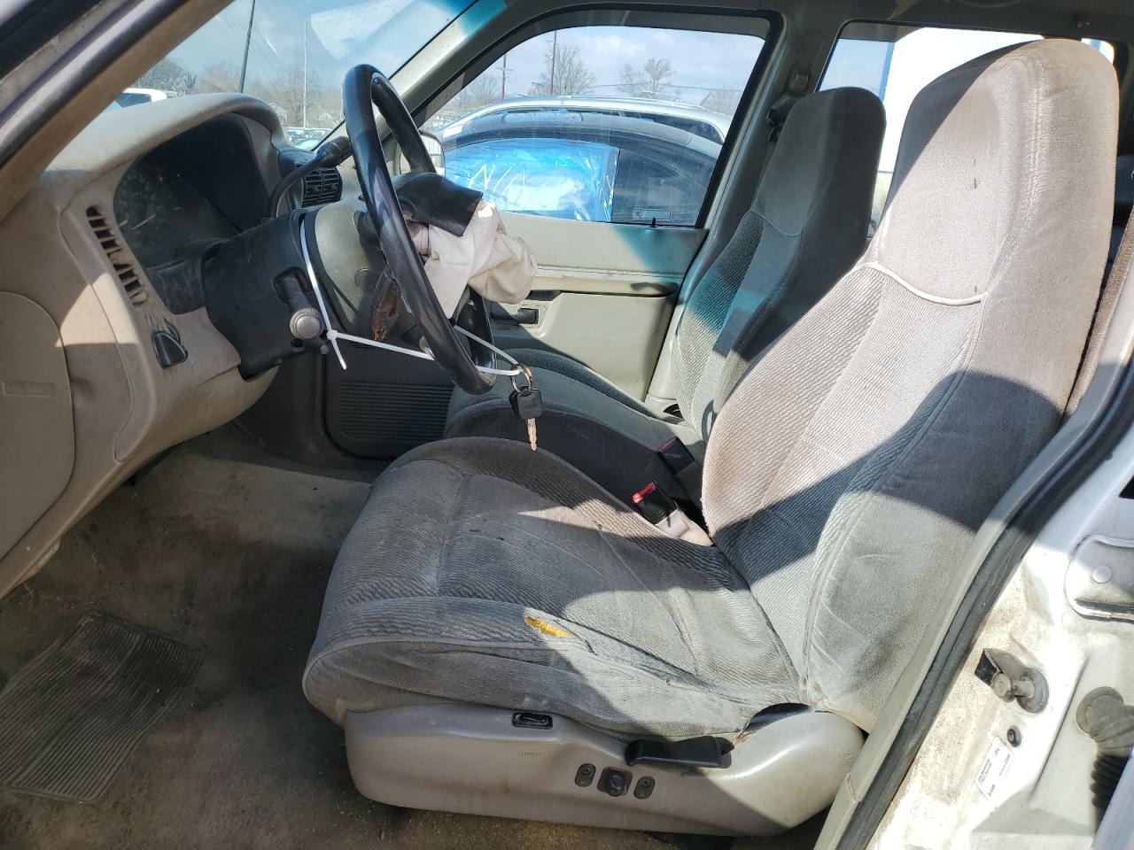 1998 Ford Explorer - Image 7