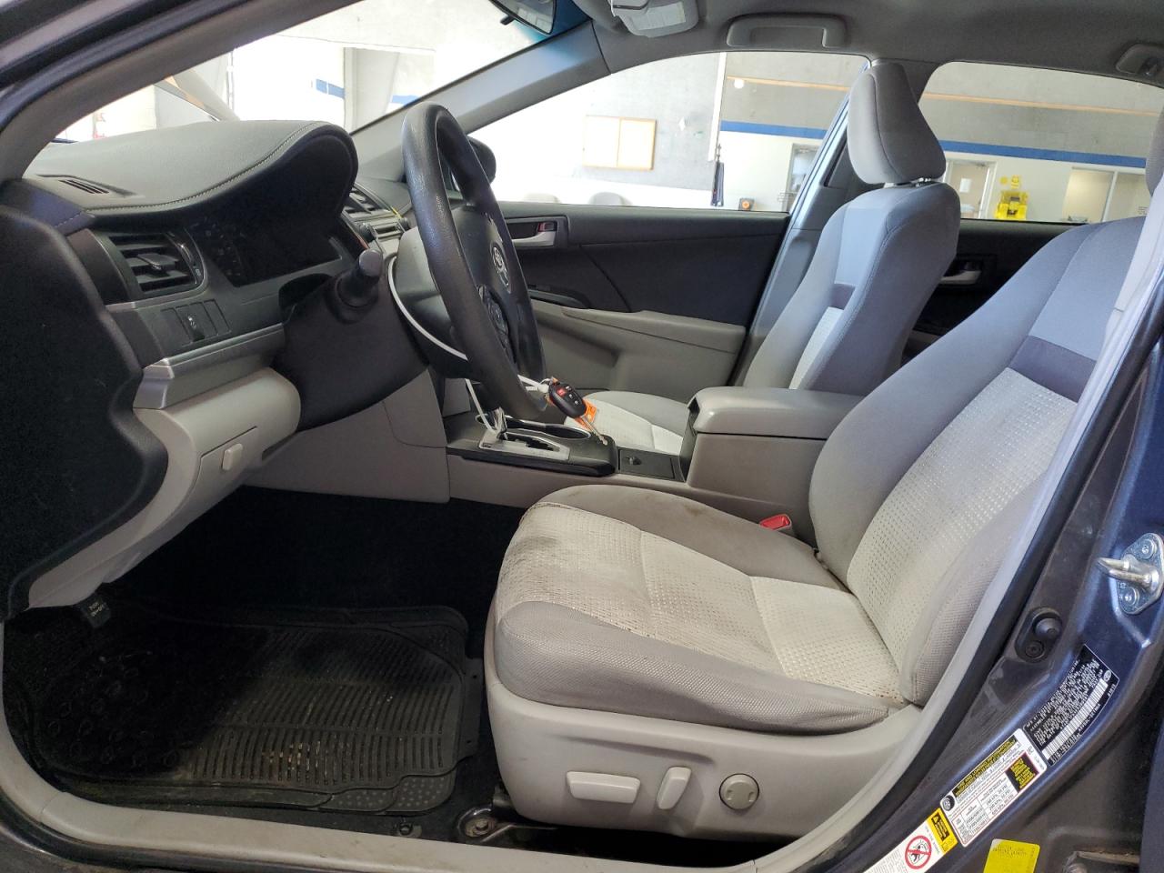 2014 Toyota Camry - Image 7
