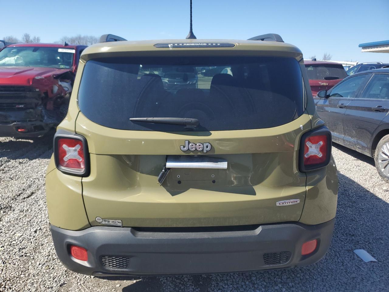 2015 Jeep Renegade - Image 6