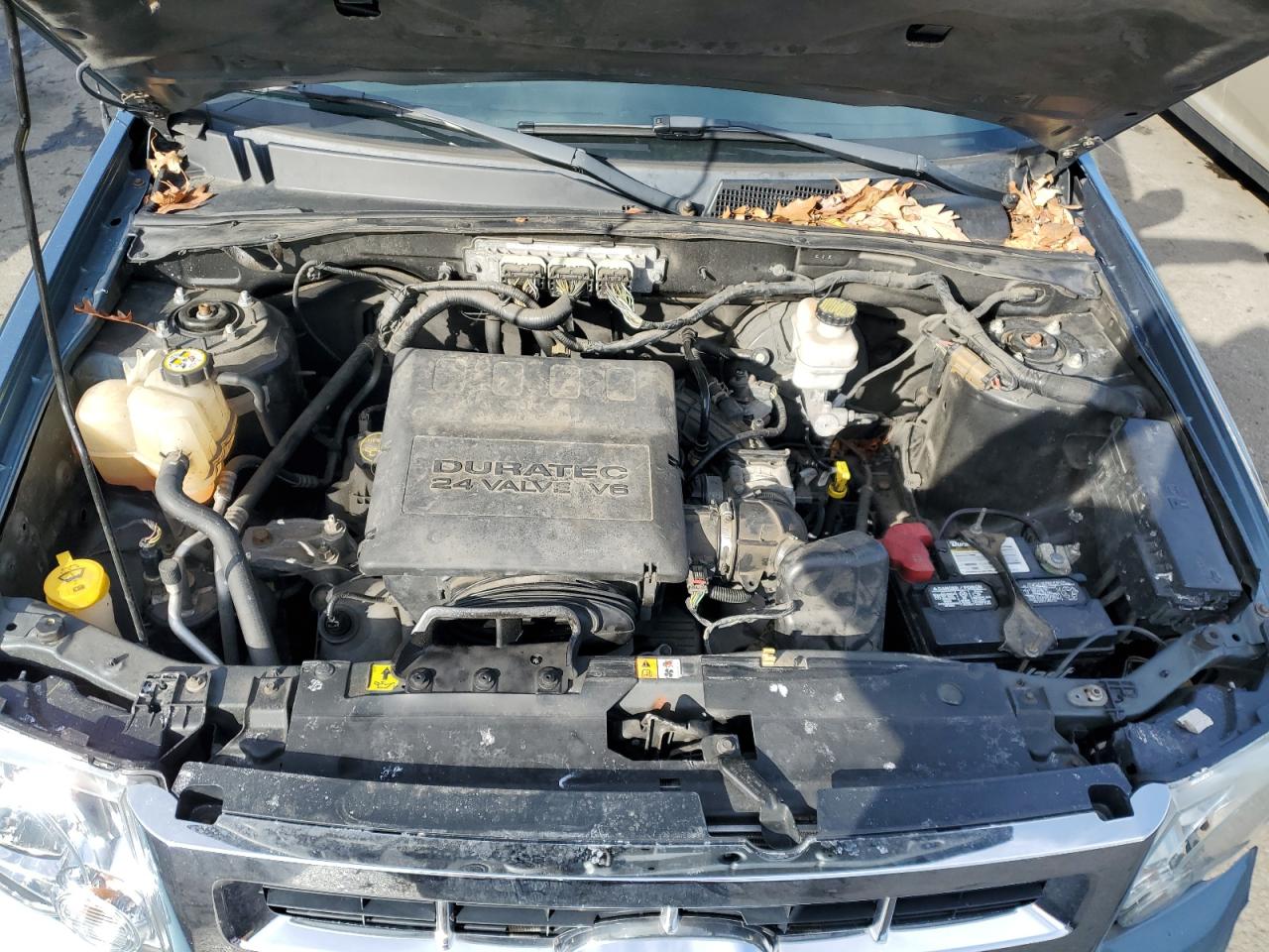 2011 Ford Escape - Image 12