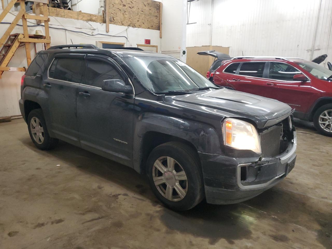 2016 GMC Terrain - Image 4