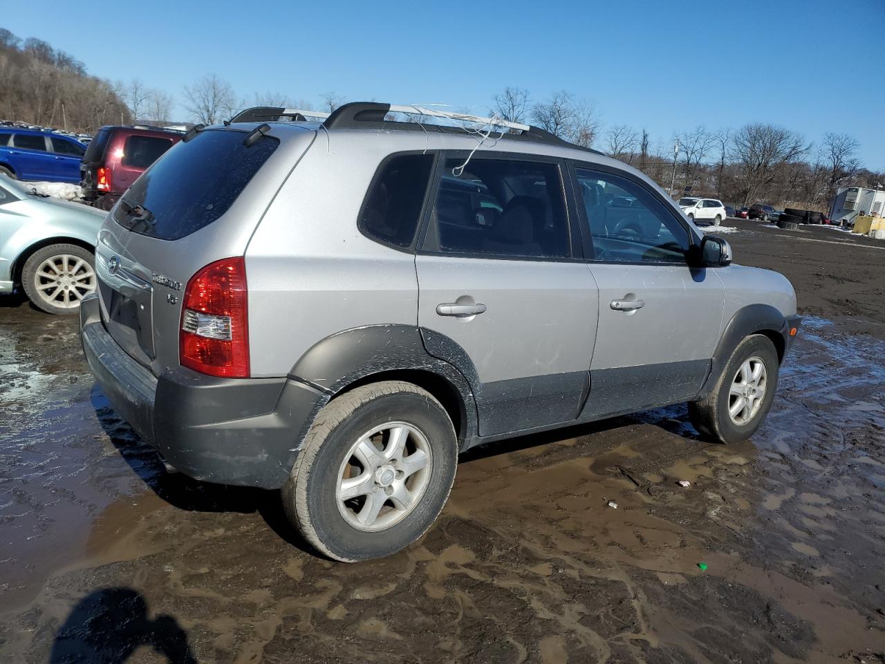 2005 Hyundai Tucson - Image 3