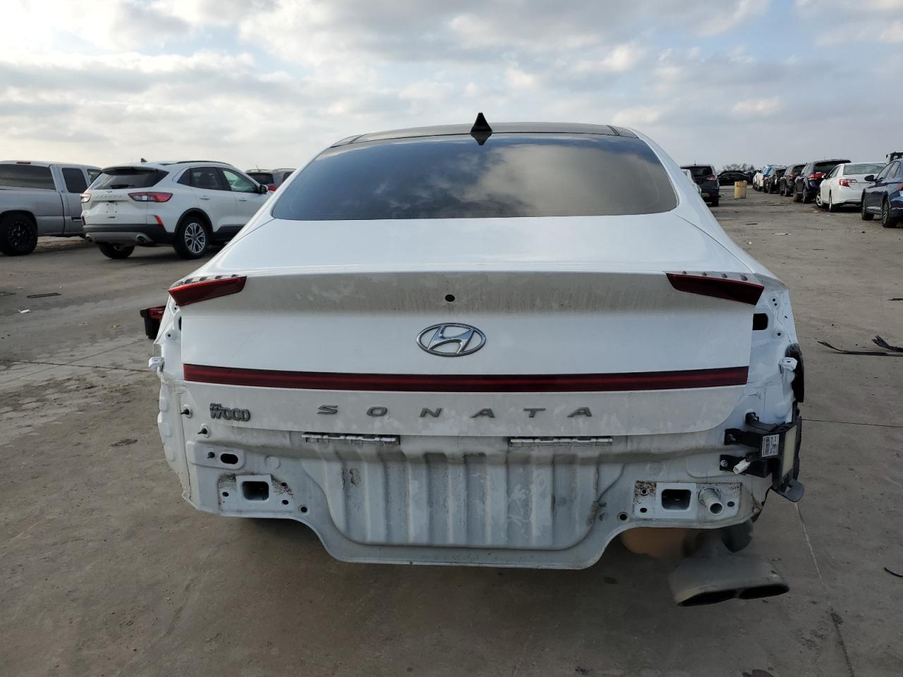 2022 Hyundai Sonata - Image 6