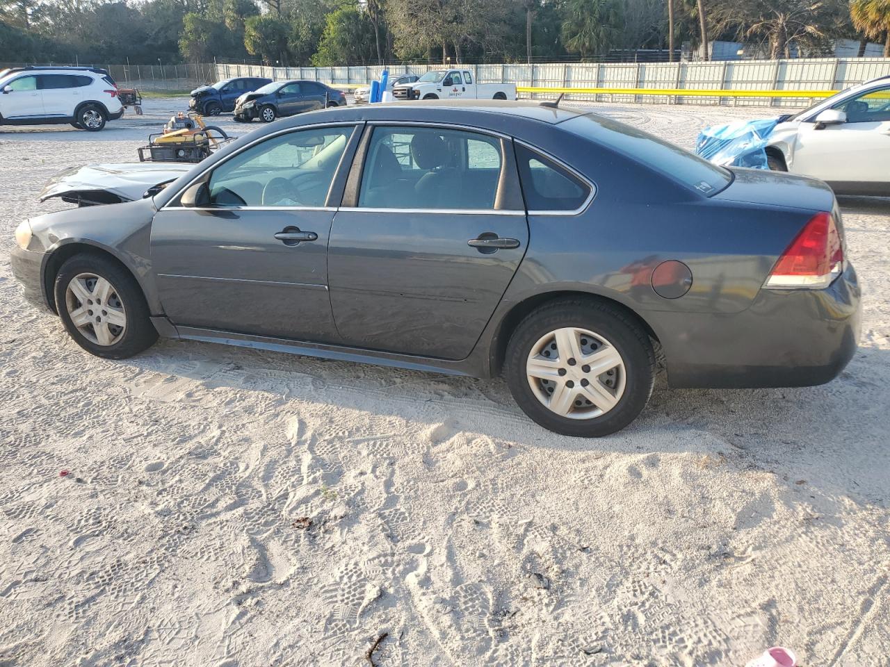 2010 Chevrolet Impala - Image 2