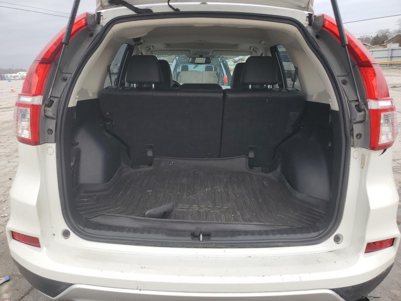 2015 Honda CR-V - Image 13