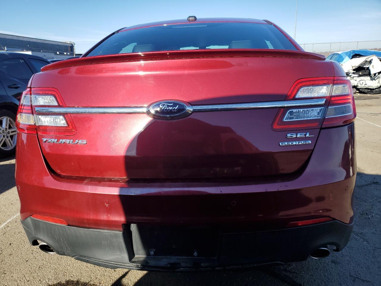2014 Ford Taurus - Image 6