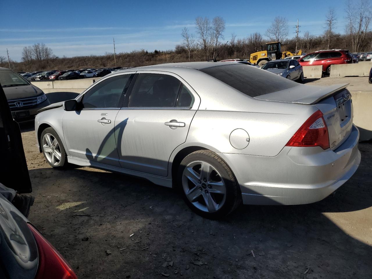 2011 Ford Fusion - Image 2