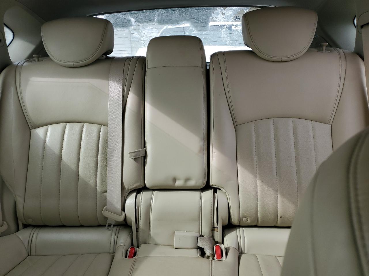 2017 Infiniti QX50 - Image 10