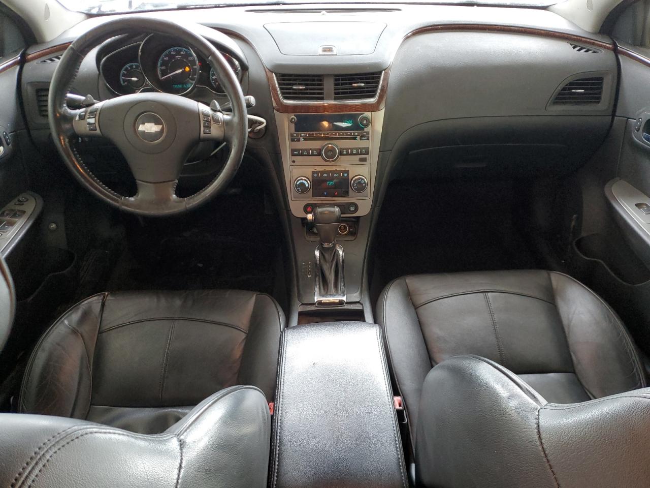 2010 Chevrolet Malibu - Image 8