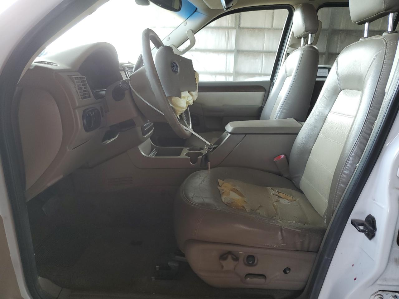 2002 Ford Explorer - Image 7